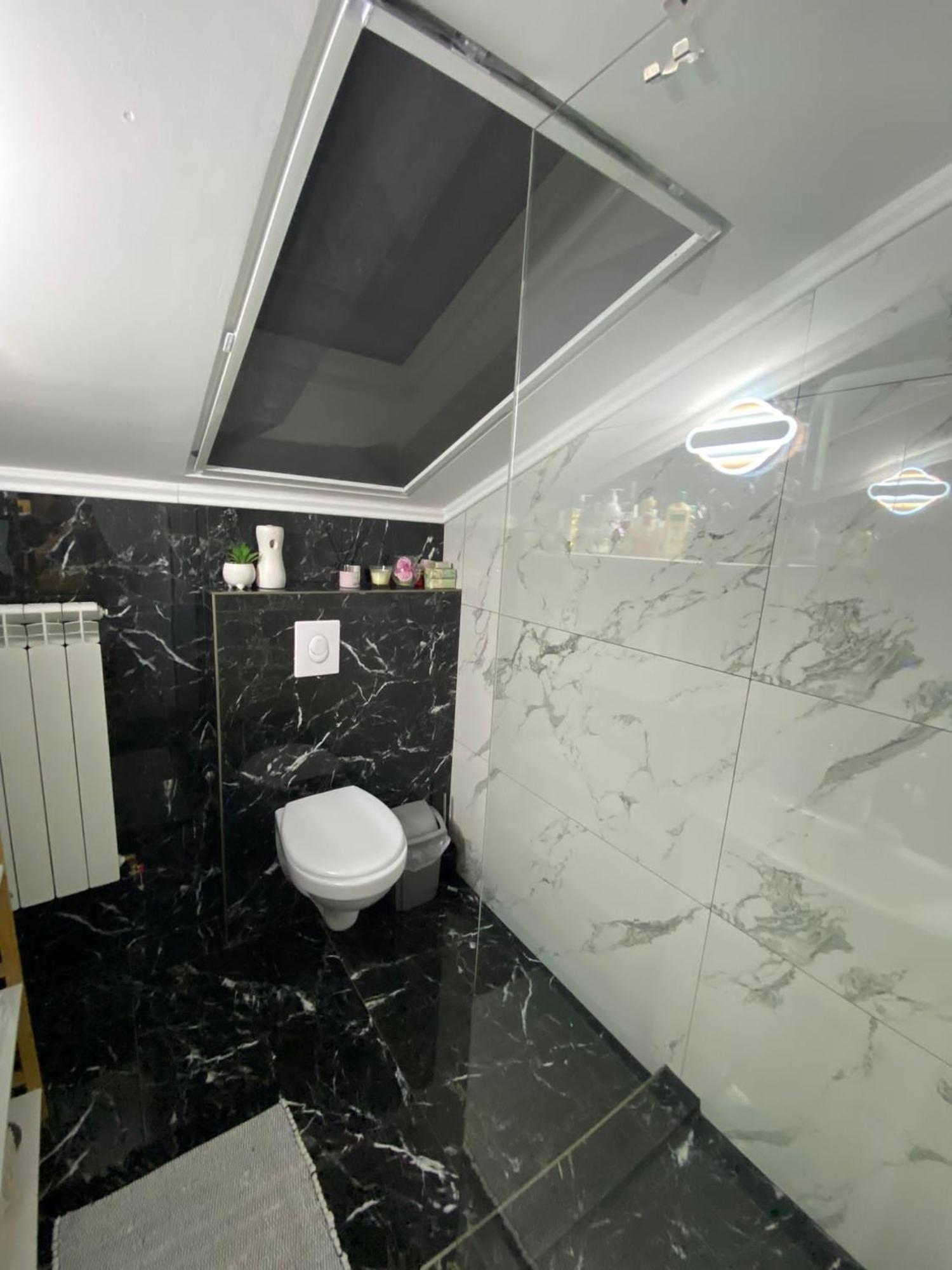 Apartament 2 Camere Tirgu Jiu Târgu Jiu Exterior foto